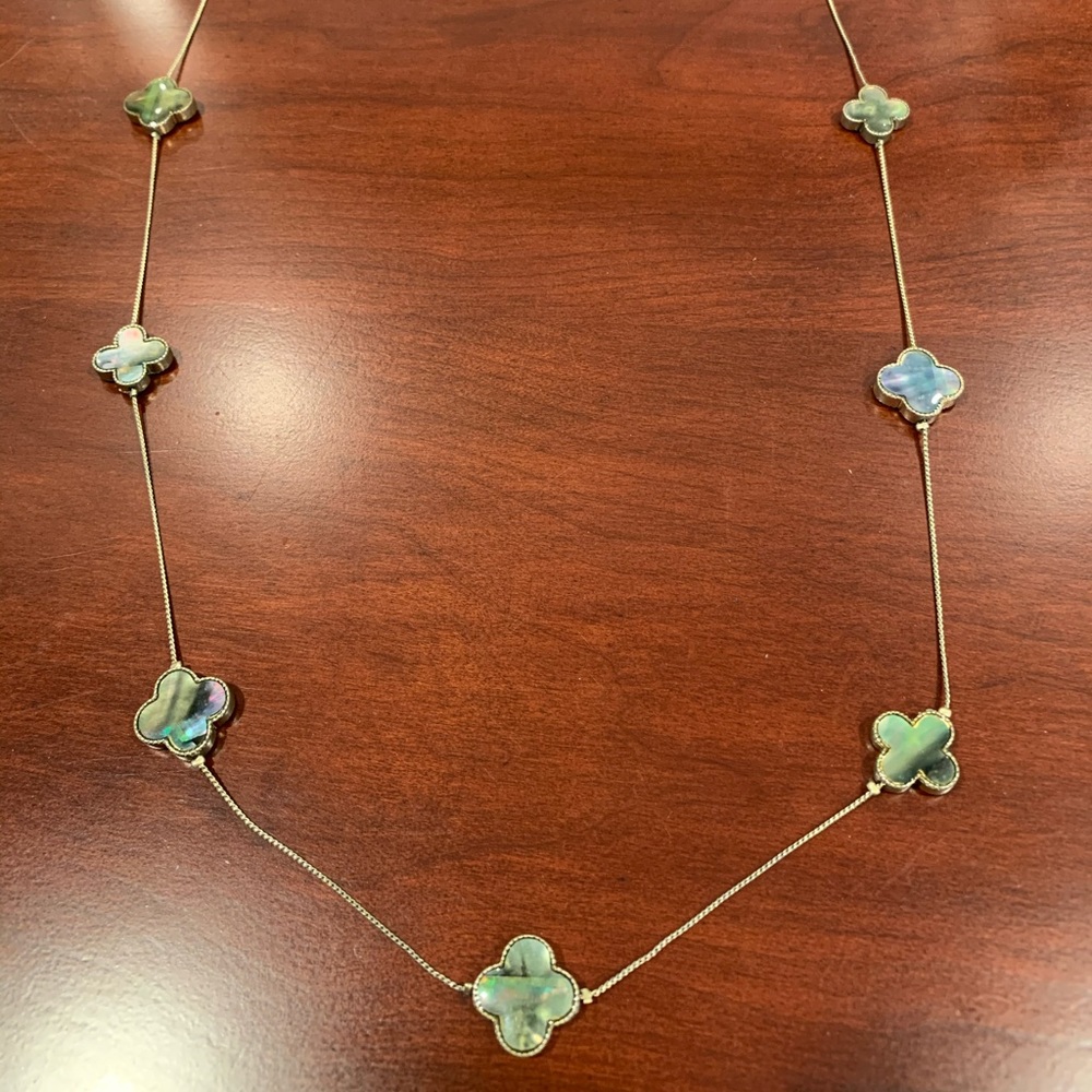 Clover necklace